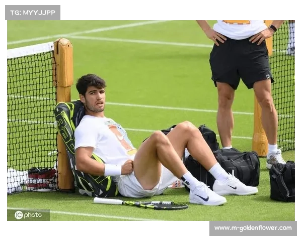 阿尔卡拉斯三盘完胜奥佩尔卡顺利开启卫冕之旅